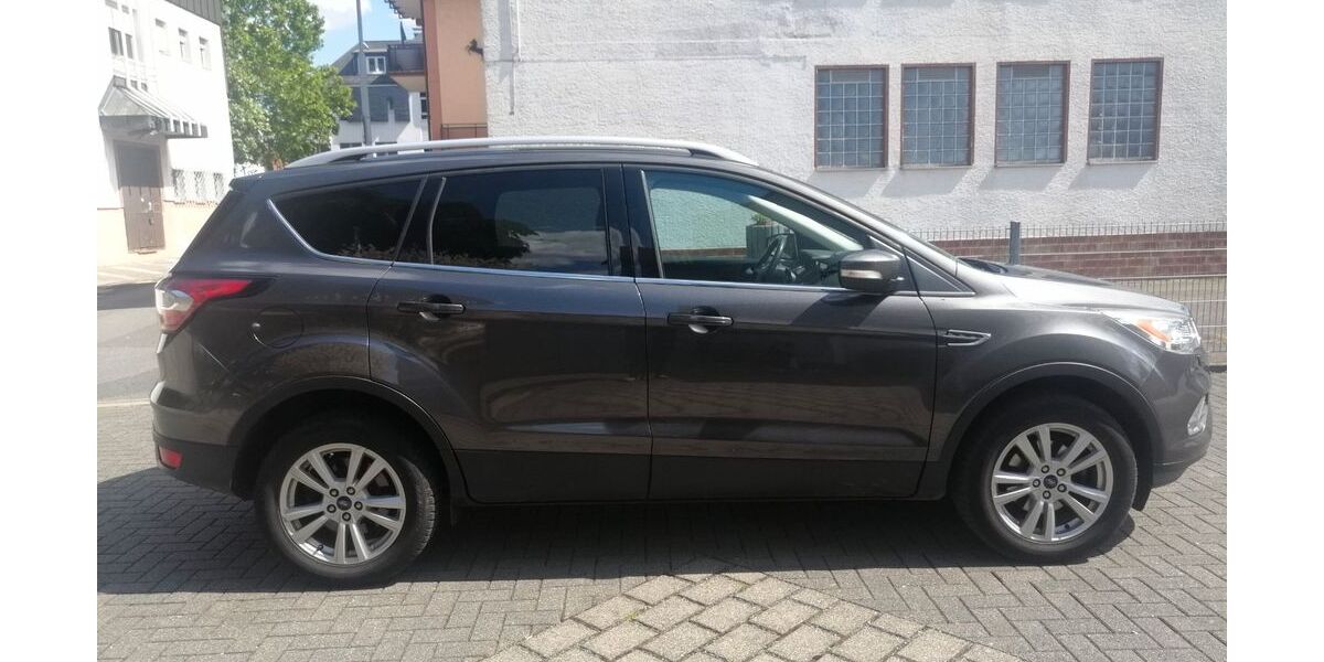 Ford Kuga 108.200 km 10.800 &euro; Pfungstadt 64319