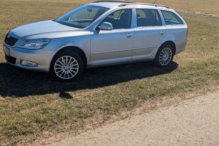 Skoda Octavia 242.000 km 3.999 &euro; Wenden 57482