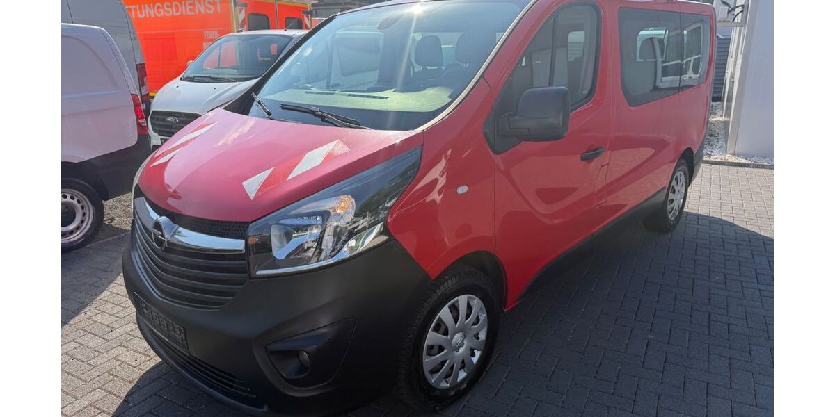 Opel Vivaro 233.873 km 8.600 &euro; Kaufungen (bei Kassel)­­­­­­­­­­­­ 34260