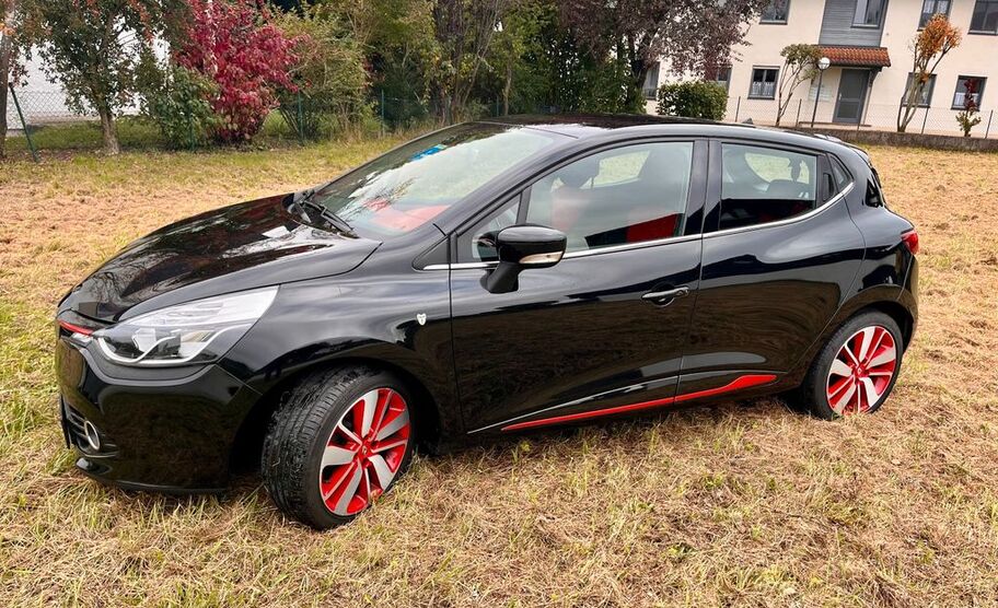 Renault Clio 64.000 km 7.900 € Winhöring 84543