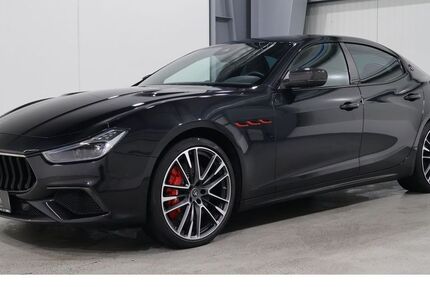 Maserati Ghibli 76.500 km 67.820 &euro; Aachen 52078