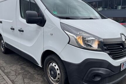 Renault Trafic 119.500 km 7.990 &euro; Dillenburg 35683
