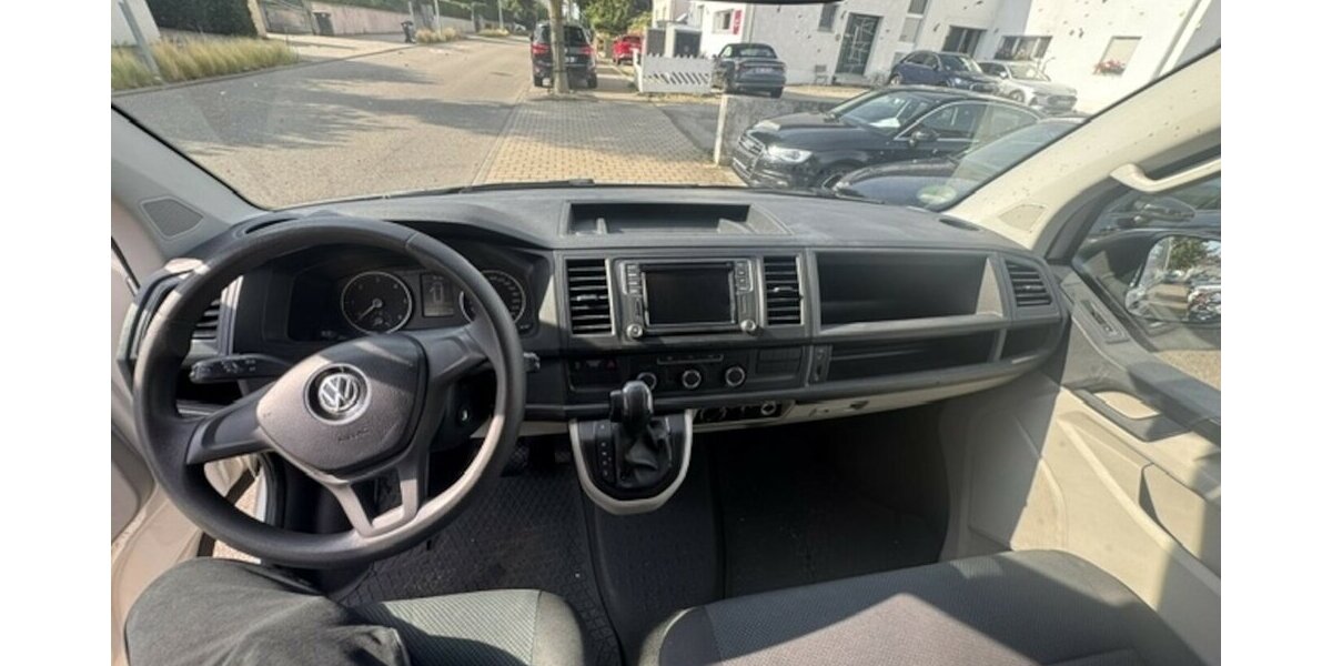 VW T6 Transporter 2.0 TDI Automatik EcoProfi lang 198.768 km 11.990 &euro; Neckarsulm 74172