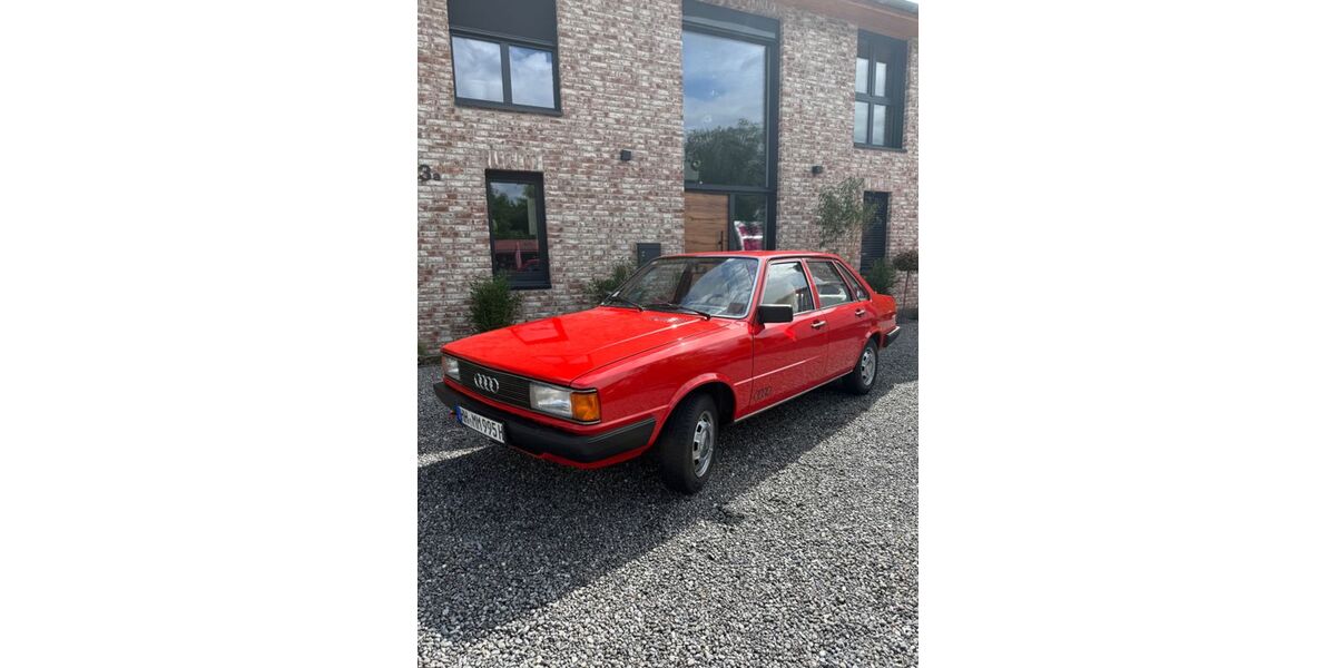 Audi 80 132.415 km 5.900 &euro; Hamburg 22395