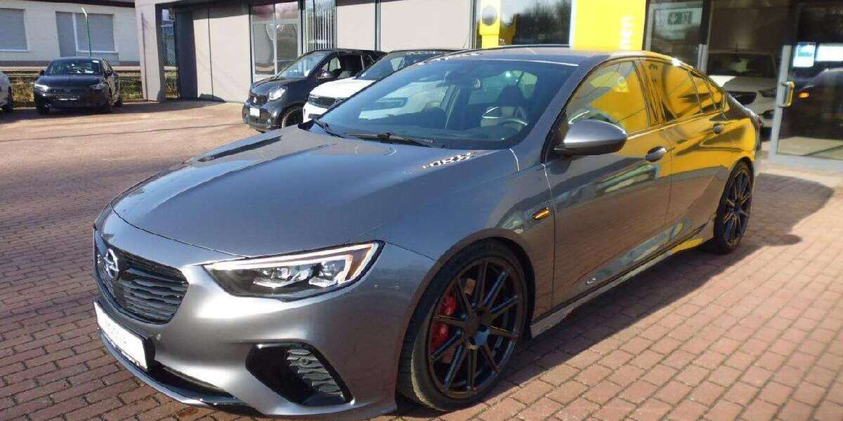 Opel Insignia 84.249 km 22.490 &euro; Neustrelitz 17235