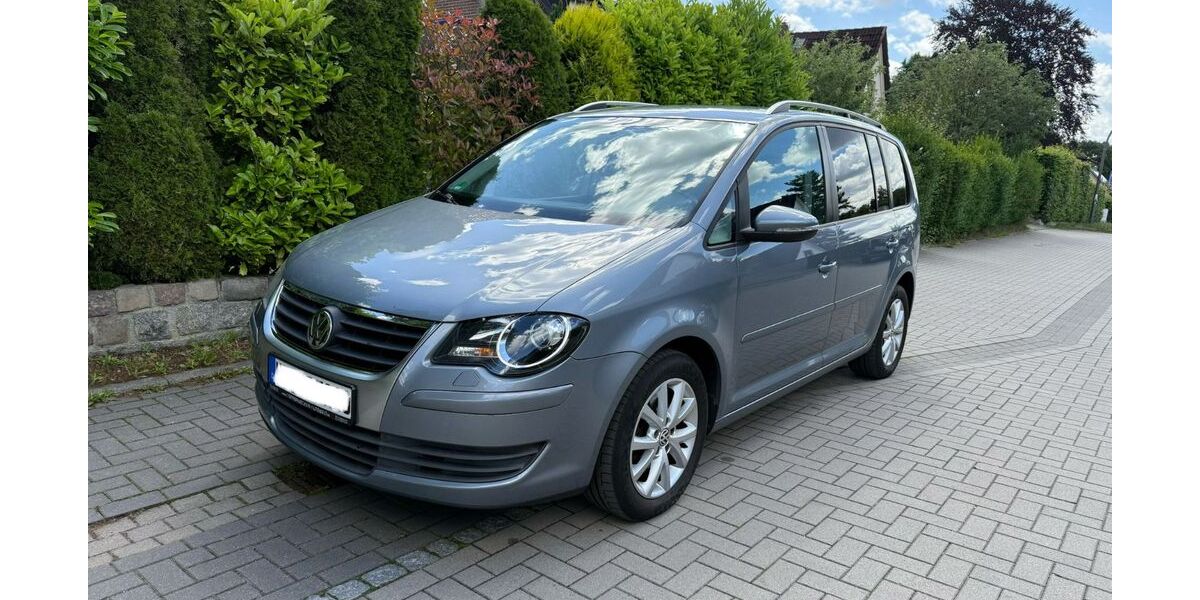 VW Touran 228.000 km 4.750 &euro; Hamburg 22177