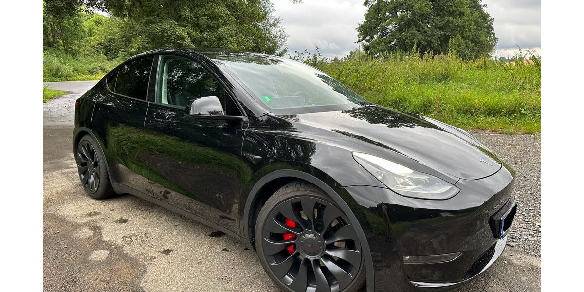 Tesla Model Y 52.400 km 34.990 &euro; Haßfurt 97437