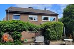 Zweifamilienhaus in Selm 183 qm OG vermietet EG frei 889 qm insg.