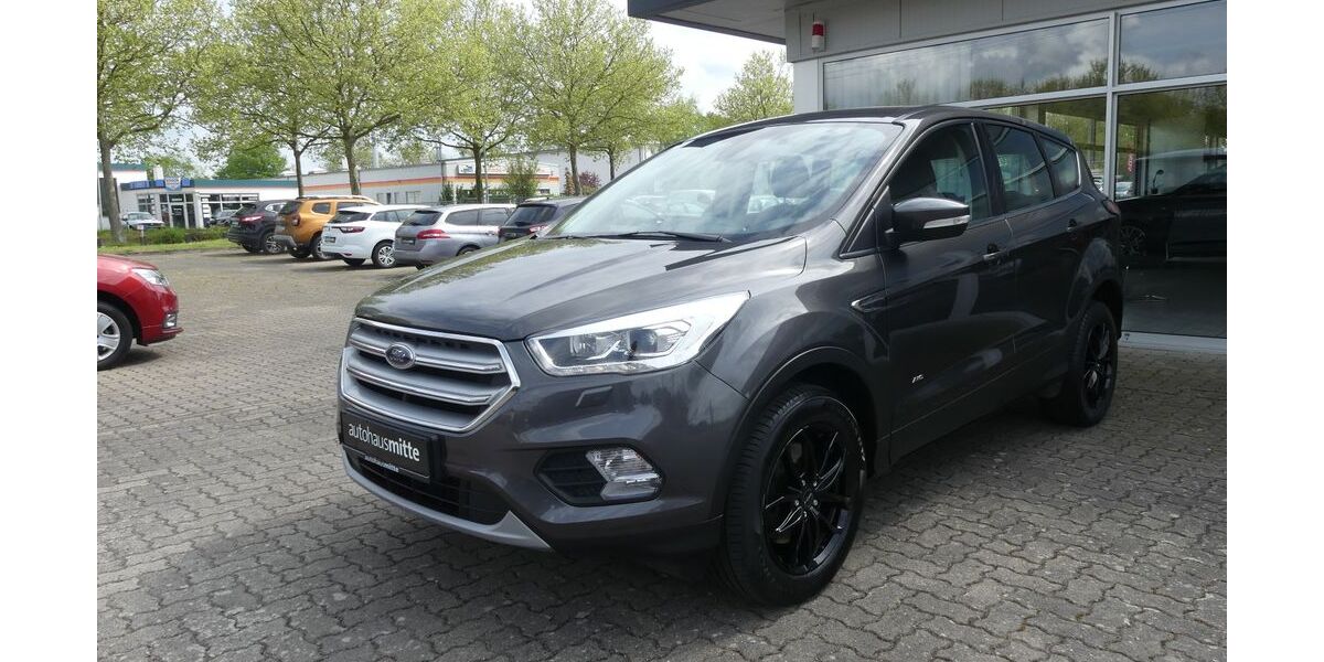 Ford Kuga 54.496 km 15.800 &euro; Dessau-Roßlau 06847