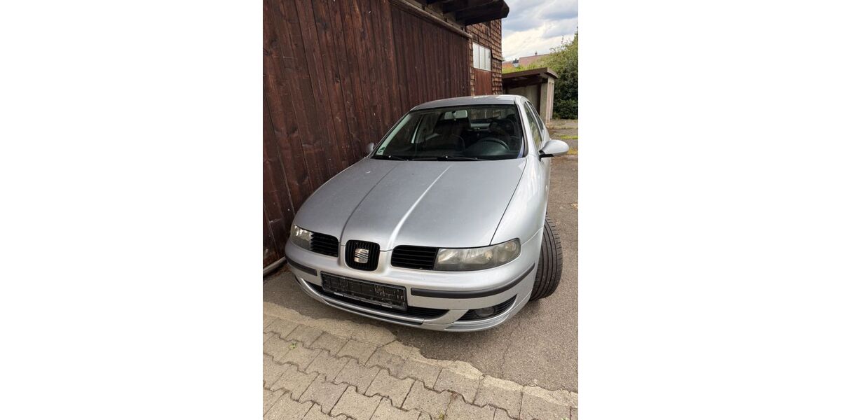 Seat Leon 227.802 km 1.849 &euro; Laichingen 89150