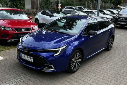 Toyota Corolla 3.500 km 39.990 &euro; Berlin 13403
