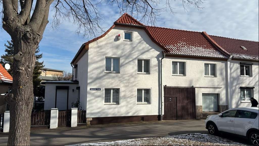 Einfamilienhaus Ballenstedt - 7 Zimmer, 198 m&sup2;, 128.000&euro; | Angebot:25326011