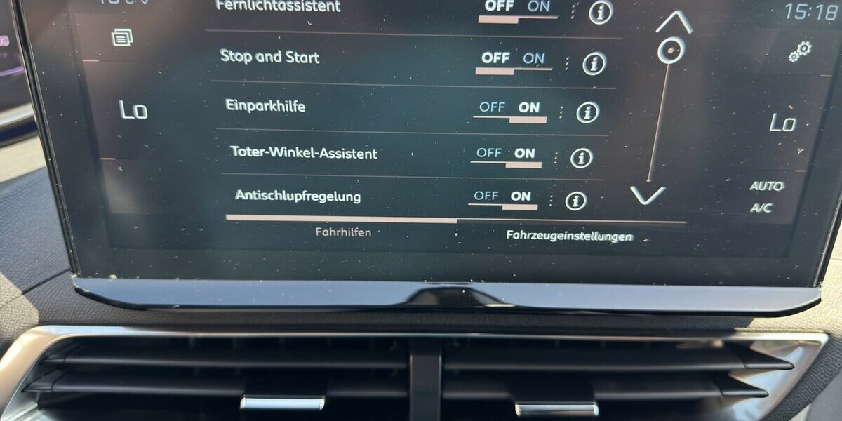 Peugeot 5008 GT Automatik *7-Sitze/Navi/SHZG/LED/T.Winkel/ 23.442 km 22.980 &euro; Bamberg 96052