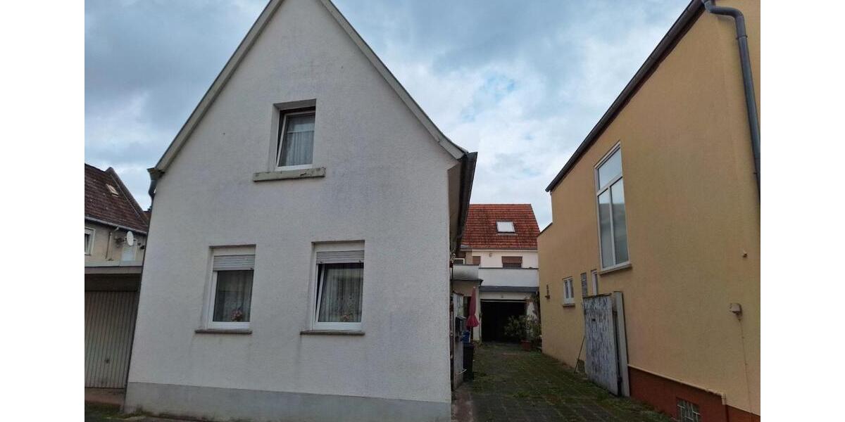 Mehrfamilienhaus, Wohnhaus Haßloch - 11 Zimmer, 321 m&sup2;, 459.000&euro; | Angebot:26995597
