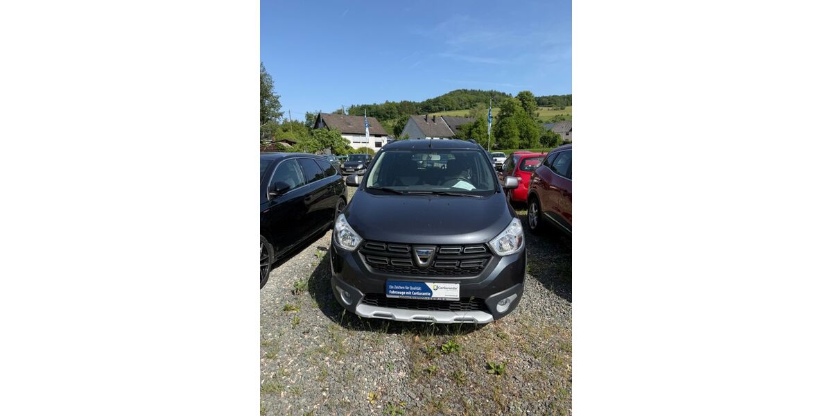 Dacia Lodgy 158.600 km 10.990 &euro; Niederbrombach 55767