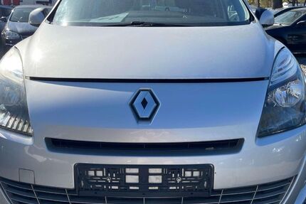 Renault Scenic 178.000 km 3.200 &euro; Berlin 12109
