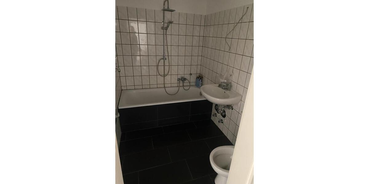 Etagenwohnung Sontra - 2 Zimmer, 55 m&sup2;, 650&euro; | Angebot:26254494