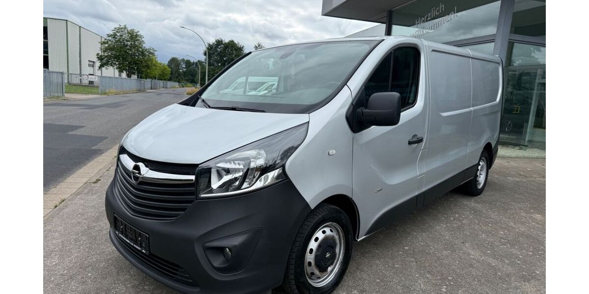 Opel Vivaro 128.000 km 11.990 &euro; Freren 49832