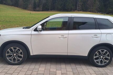 Mitsubishi Outlander 169.169 km 10.999 &euro; AMERANG 83123