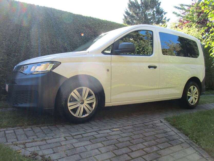 VW Caddy 60.000 km 18.299 € Berlin 13053