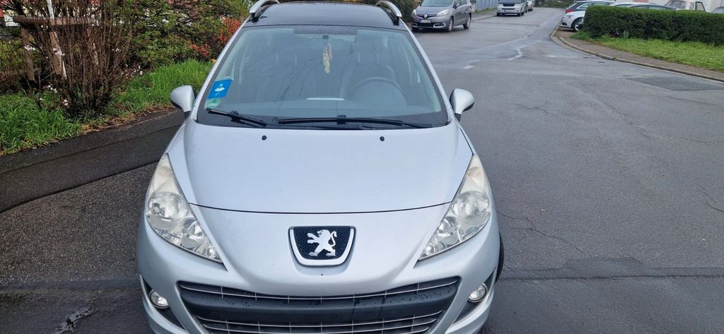 Peugeot 207 120.000 km 1.650 &euro; Lampertheim 68623