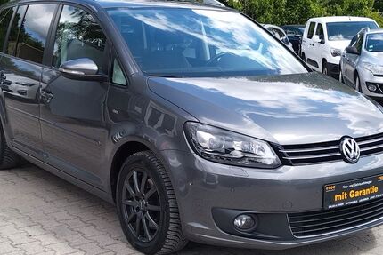 VW Touran 94.000 km 13.500 &euro; Diepoldshofen 88299