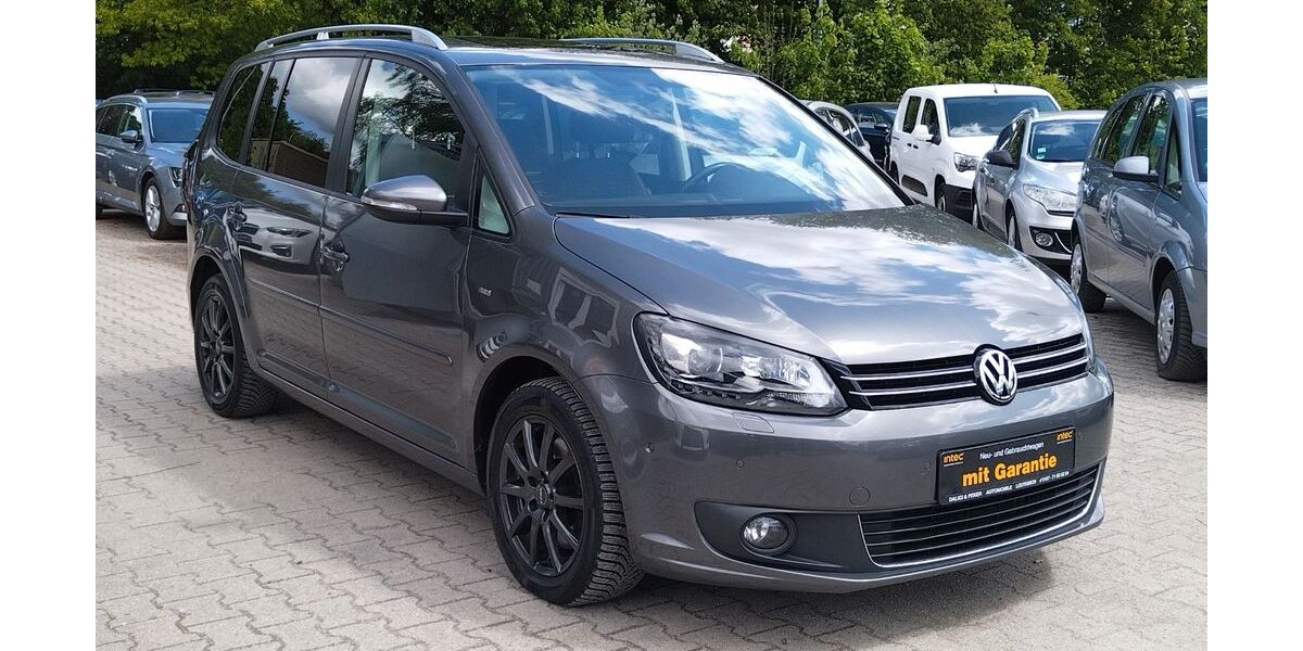 VW Touran 94.000 km 13.500 &euro; Diepoldshofen 88299