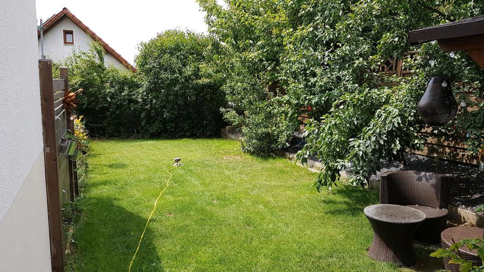 4-Zi-W 91m²,EBK,Dachter.Balkon, priv. Garten, Garage 4 zimmer