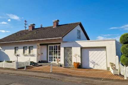 Haus zum Kaufen in Siegen Eiserfeld 339.000 € 165 m² 4 zimmer