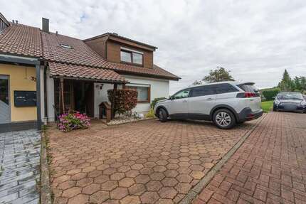 Haus zum Kaufen in Straubenhardt 639.000 € 234 m² 9 zimmer