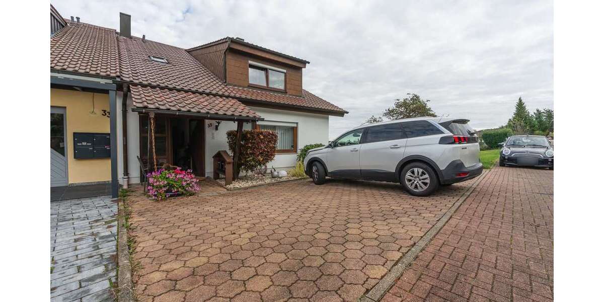 Haus zum Kaufen in Straubenhardt 639.000 € 234 m² 9 zimmer