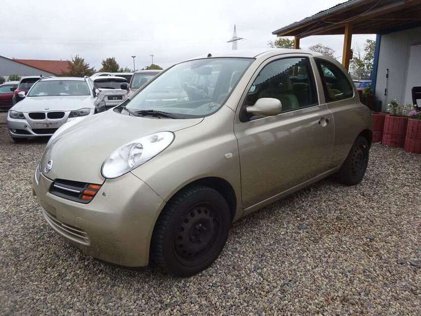 Nissan Micra 117.779 km 900 € Dresden 01219