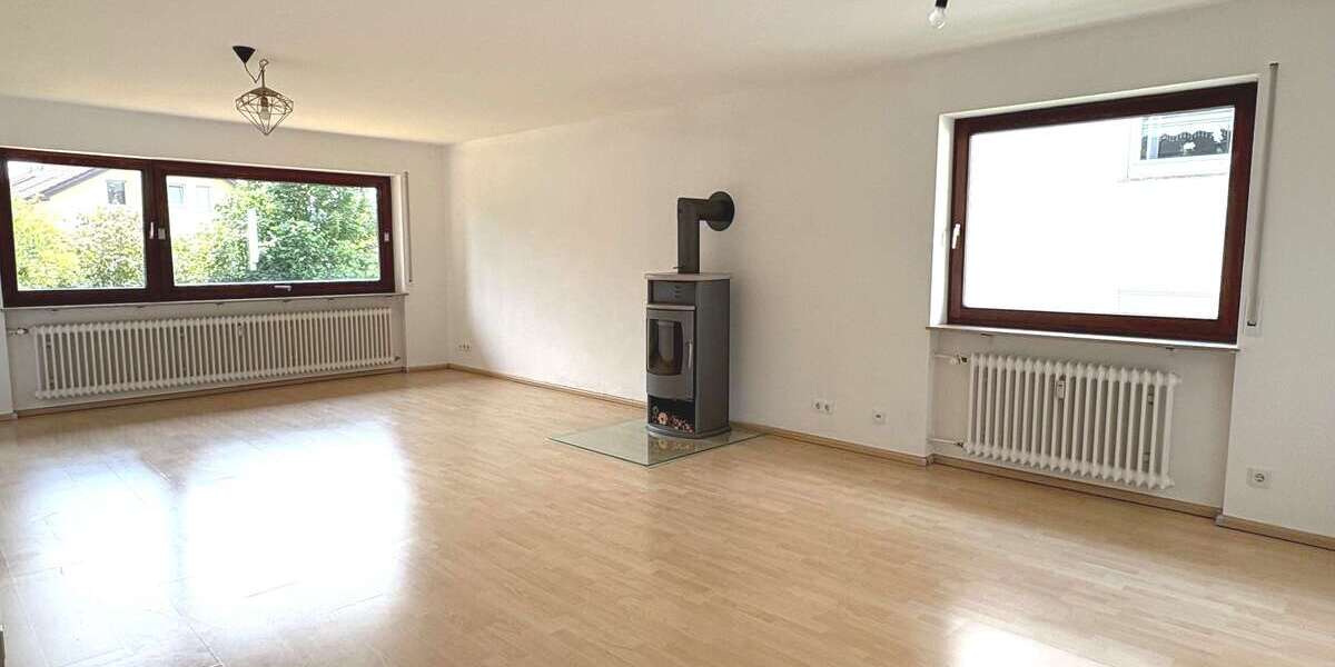 Etagenwohnung Süßen - 3.5 Zimmer, 93 m&sup2;, 980&euro; | Angebot:27116845