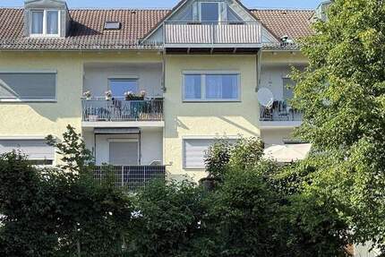 Nur 53 Stufen zum Glück!!! Großzügige Dachgeschoßwohnung mit toller Aussicht in Kumhausen!!! 4 zimmer