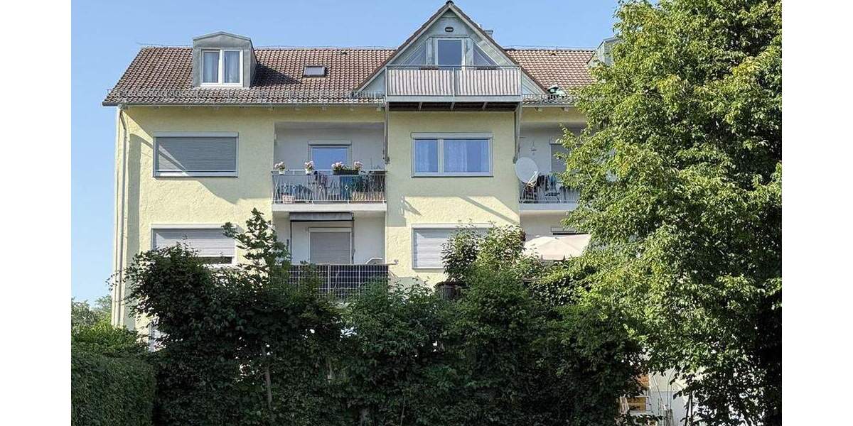 Nur 53 Stufen zum Glück!!! Großzügige Dachgeschoßwohnung mit toller Aussicht in Kumhausen!!! 4 zimmer
