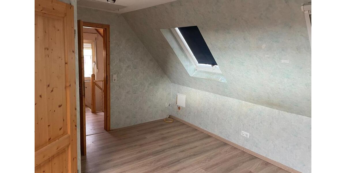 Reihenhaus Urbar - 5 Zimmer, 97 m&sup2;, 1.000&euro; | Angebot:25056650