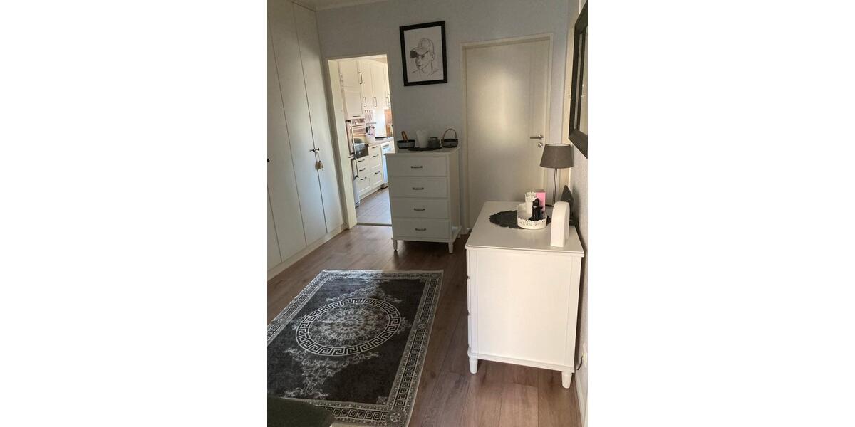 Etagenwohnung Halle - 3 Zimmer, 82 m&sup2;, 239.000&euro; | Angebot:26272640
