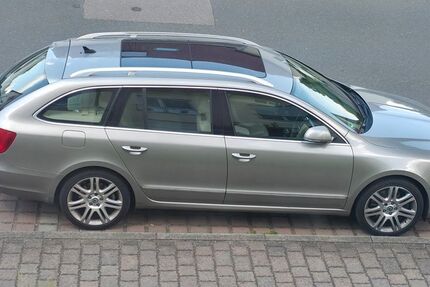 Skoda Superb 148.000 km 6.500 &euro; Bannewitz 01728