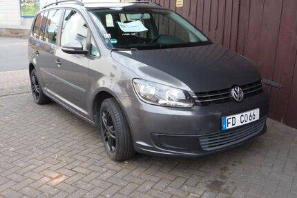 VW Touran 160.000 km 3.800 € Neuhof 36119