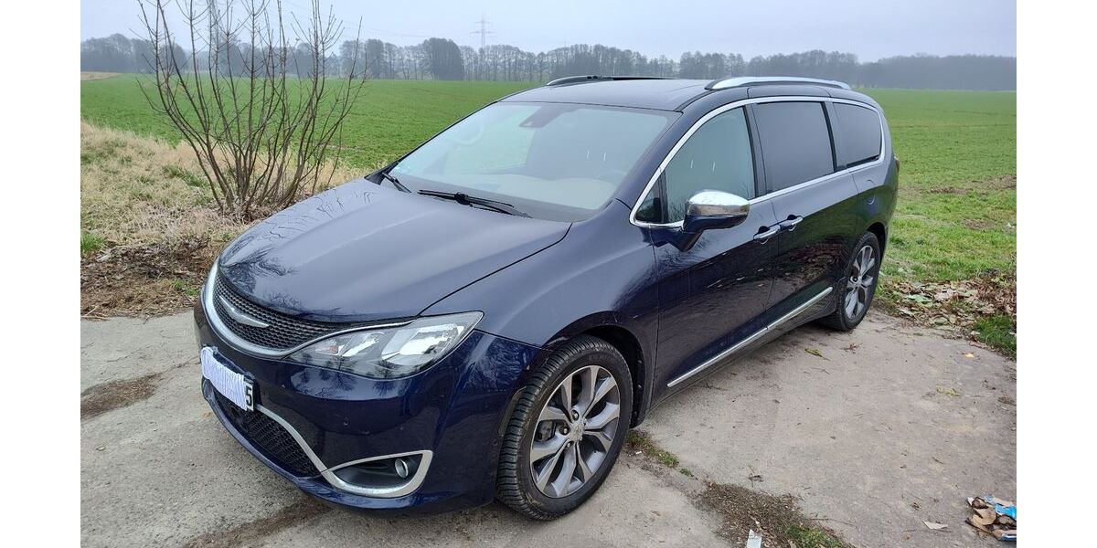 Chrysler Pacifica 145.000 km 13.489 &euro; Hoppegarten 15366