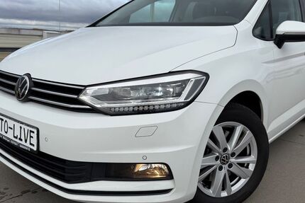 VW Touran 141.980 km 22.990 &euro; Böblingen/Stuttgart 71034