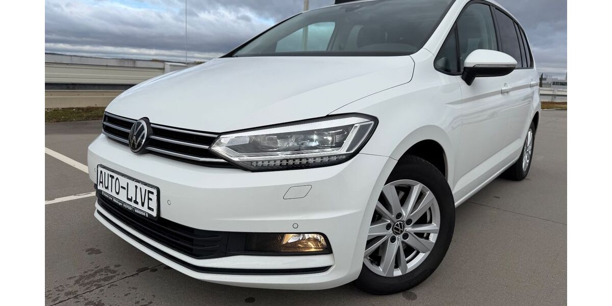 VW Touran 141.980 km 22.990 &euro; Böblingen/Stuttgart 71034