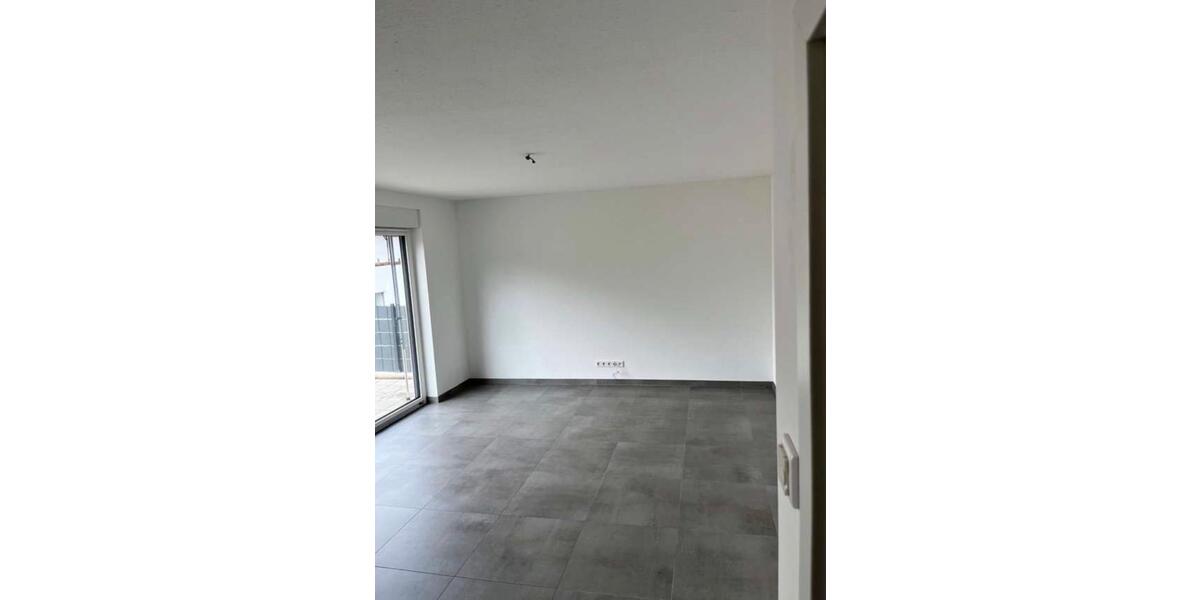 Erdgeschoßwohnung Bamberg Am Bruderwald - 3 Zimmer, 104 m&sup2;, 1.550&euro; | Angebot:25405480