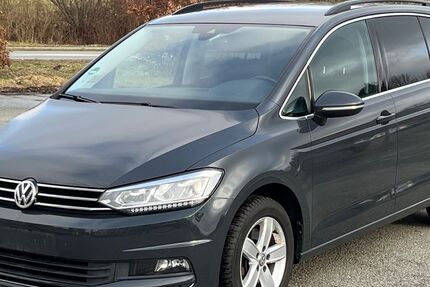 VW Touran 217.000 km 12.900 &euro; Bilschau 24988