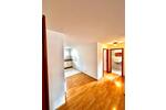 • 65qm mit Balkon in 100qm WG EBK + separater Eingang Top Lage