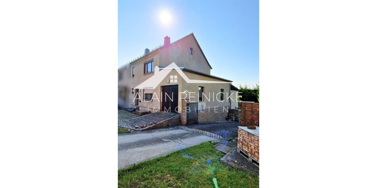 Stilvolle Doppelhaushälfte mit großzügiger, überdachter Terrasse – Wohnen mit Weitblick und Komfort 4 zimmer