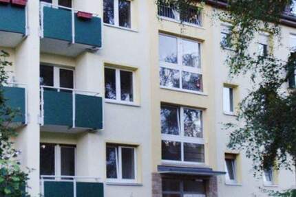 SINGLEWOHNUNG im Dachgeschoss sucht Nachmieter! 2 zimmer