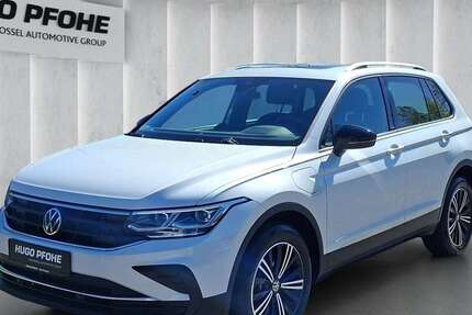 VW Tiguan 68.040 km 26.890 &euro; Lübeck 23554
