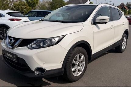 Nissan Qashqai 105.000 km 11.990 &euro; Bruchertseifen 57539