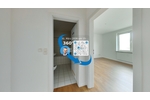 Morgensonne auf dem Balkon: 2-Zi. mit EBK, Parkett & Keller in der Weststadt - Etagenwohnung Schwerin Weststadt | Angebot:26874552
